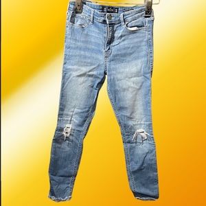 Hollister - Women’s Jeans - High Rise Crop Super Skinny- 7R - W28 L26